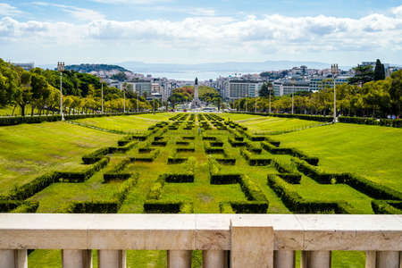 Eduardo VII garden with a statue of the Marquis of Pombal at the end, Lisbon, Portugalの写真素材