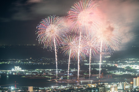 Fireworks that brighten up summer nightsの写真素材