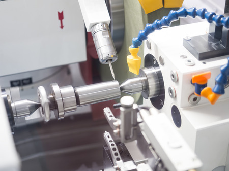 Operator machining mold and die part for automotive industrialã ®å†™çœŸç´ æ  