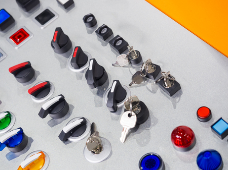 High quality switch for industrial machine, key swithc, selector switch, Push button swithc, sign...