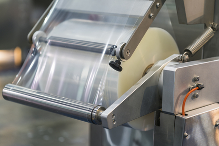Automatic packing machine with plastic bag and paper box, high speed packing machine for food...