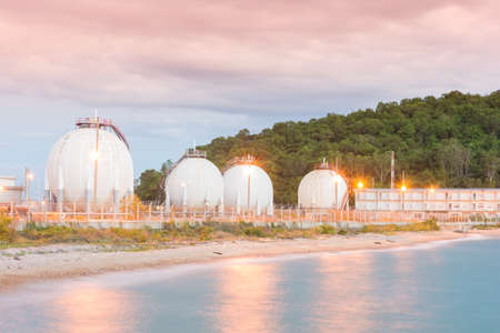 LPG gas industrial storage sphere tanks at asia Thailandのeditorial素材