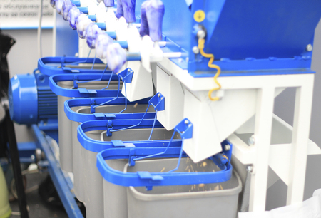 Agricultural machinery, devices for dosage at the exhibition