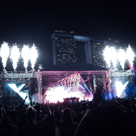 CONCERT TOUR I AM HARDWELL UNITED WE AREの素材