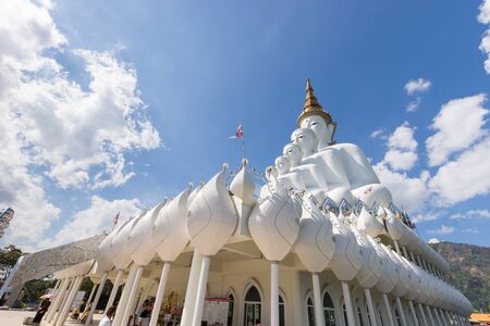 White buddha statue,Wat Phra That Pha Son Kaew in Khao Kho, Phetchabun, Thailandのeditorial素材