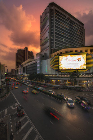 BANGKOK, THAILAND - October 27 2017: Cityscape of MBK's shopping mall in early night time with traffic.This place is very famous shopping mall at central of Bangkokのeditorial素材