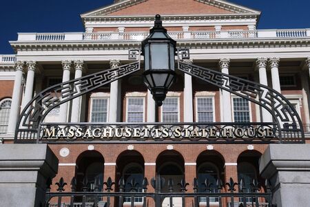 Gates to massachusetts state house on beacon street in bostonの写真素材