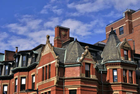 detail of elaborate apartment building on newbury street in bostonの写真素材