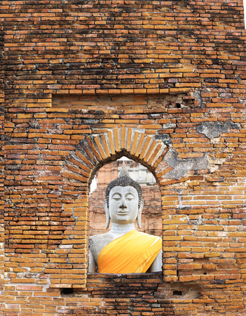 buddha in wallの写真素材