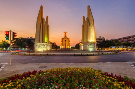 Moment of Democracy monument at Dusk (Bangkok, Thailand)のeditorial素材