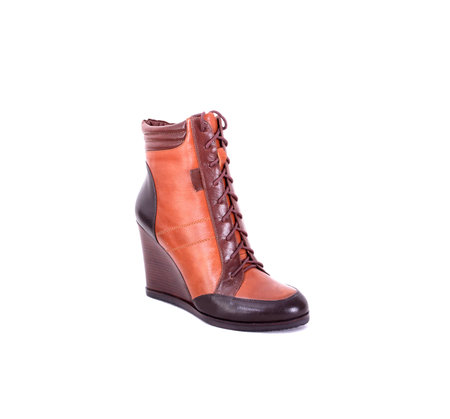 Fashionable, comfortable women boots for everyday use, for a young womanの写真素材