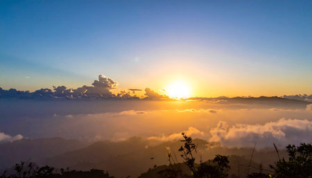 Sunrise at Doi Pha Tang in Chiangrai, Thailandの素材