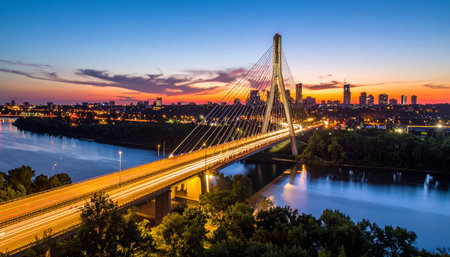 Bridge over the Dnieper river at sunset, Kiev, Ukraineの素材