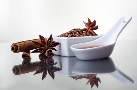 Star anise, cinnamon and flaxの写真素材