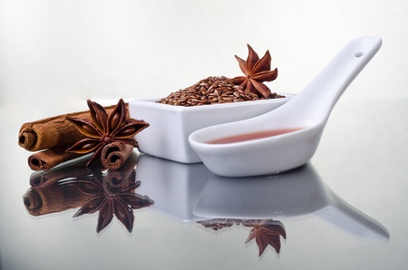 Star anise, cinnamon and flaxの写真素材