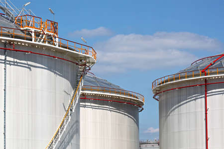 Storage tanks