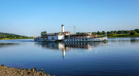 Paddle steamer, paddle steamer, dresden, saxony, germanyのeditorial素材