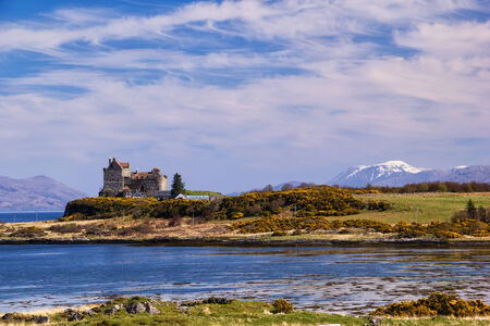 Duart Castle or Caisteal Dhubhairt in Scottish Gaelic is a castle on the Isle of Mull, off the west coast of Scotland  The castle dates back to the 13th century and is the seat of Clan MacLean のeditorial素材