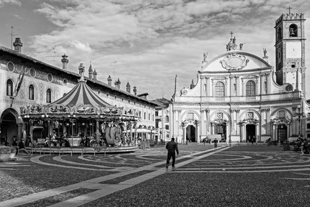 Monochrome picture of the Ducal Square - Vigevanoのeditorial素材