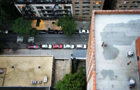 A jumpers view of the street below.の写真素材
