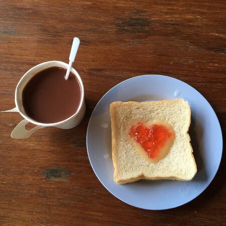 Breakfast on the tableの素材