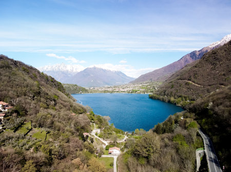 Lake Scanno L Aquila, Italy When nature is romantic: the heart shaped lakeの写真素材