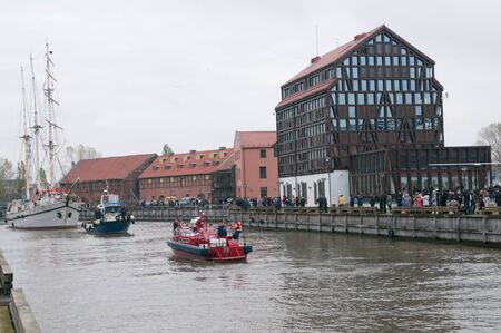 KLAIPEDA, LITHUANIA  NOVEMBER 10: Klaipeda city symbol barquentine "Meridianas" heads to the river mouth on her way to the major overhaul  on November 10, 2012 in Klaipeda.のeditorial素材