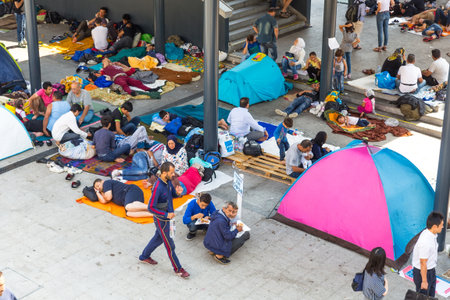 BUDAPEST, HUNGARY - SEPTEMBER 01: Stranded Refugees and Migrants camp in front of the eastern Train Station Keleti Palyudvar on September 01, 2015 in Budapest, Hungary.のeditorial素材