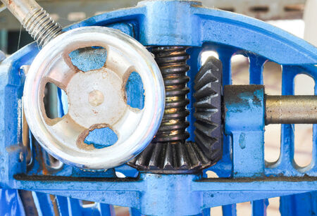 mechanism gear shaping finely Ice