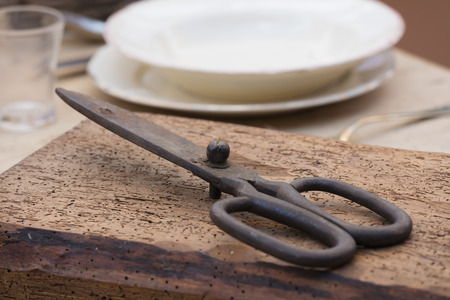 old rusty scissorsの写真素材