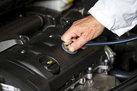 Car doctor hand at the car shopのeditorial素材
