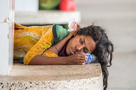 Dhaka, Bangladesh - April 29, 2016: Slum people located  Kamalapur Rail Stationのeditorial素材