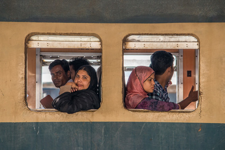 Dhaka, Bangladesh - April 29, 2016: Slum people located  Kamalapur Rail Stationのeditorial素材