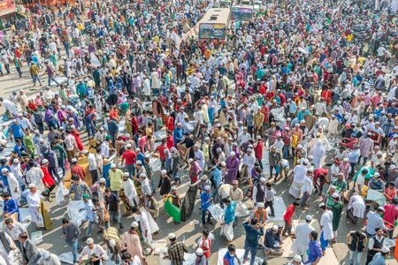Dhaka, Bangladesh - January 13, 2017: Unindentified muslims are attending biswa ijtema at Tongi, dhaka, Bangladesh.のeditorial素材
