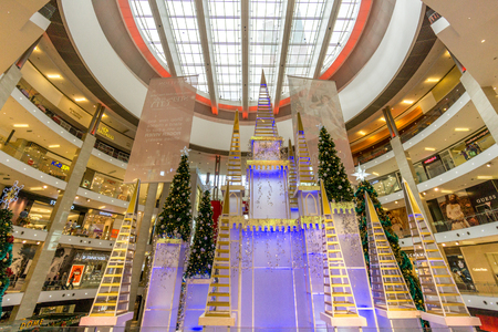 Kualalumpur, Malaysia - December 28, 2016: Shopping mall interior design at Kualalumpur, Malaysiaのeditorial素材