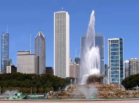 Chicago, Sept. 14, 2010, Buckingham Fountain and skylineのeditorial素材