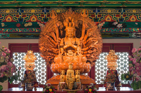 Guan Yin with thousand handsのeditorial素材