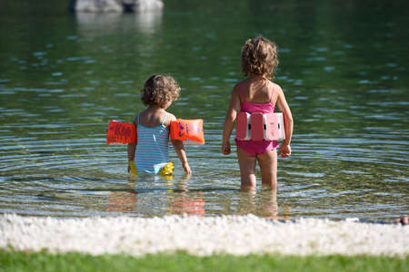 Bathing and swimming is fun, relaxed and cools down in warm temperaturesのeditorial素材