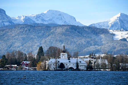 Seeschloss Ort on Traunsee in Gmunden in winter (Salzkammergut, District Gmunden, Upper Austria, Austria)のeditorial素材