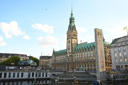The Hamburg Town Hall is the seat of the Hamburg Citizenship and the Senate of the Free and Hanseatic City of Hamburg. The architecturally magnificent building on the Kleine Alster was built between 1886 and 1897 in the historicist style of the North Germのeditorial素材