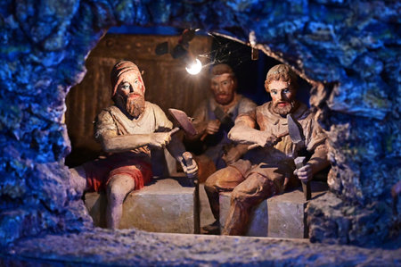 Christkindl, Steyr, Austria - 12 27 2023 - Mechanical nativity scene in the Christkindl rectory - In the mechanical nativity scene by Karl Klauda (1855 - 1939), almost 300 figures carved from lime wood move through a detailed biblical landscape thanks to のeditorial素材