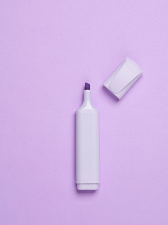 Marker or colored felt-tip pen on a pastel background. Top view. Creative layoutの写真素材