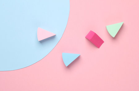 Make-up sponges, cosmetic beauty blenders on pink blue background. Top view. Flat layの写真素材