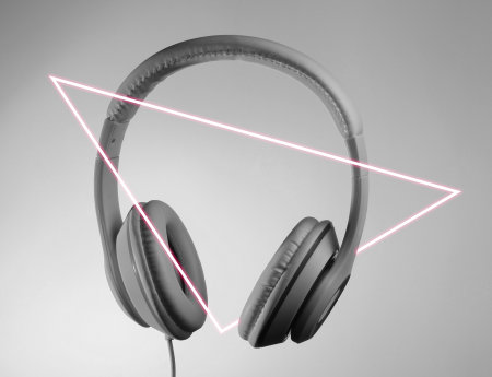 Retro wave. Headphones with luminous led triangle. 80sの写真素材