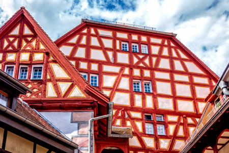 Fassade eines Fachwerkhauses in der Altstadt von Ladenburg, Baden WÃ¼rtembergのeditorial素材