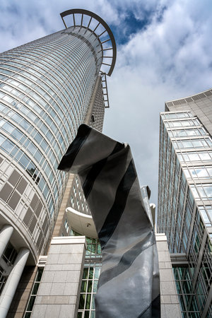High-rise buildings, bank headquarters and shopping centers in the Hessen metropolis of Frankfurt am Mainのeditorial素材