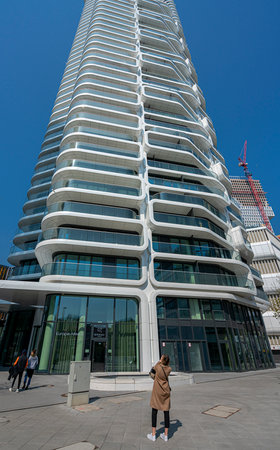 the Grand Tower skyscraper and residential building in Frankfurt am Mainのeditorial素材
