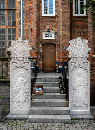 historical streets and house entrances in the old town of Gdansk Polandのeditorial素材