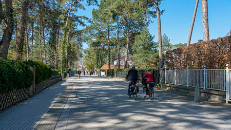 Timmendorfer Strand with beach chairs and tourists, Niendorf, Bay of LÃ¼beck, Baltic Seaのeditorial素材