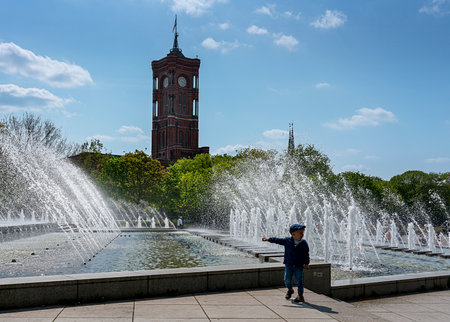 Fountains and water fountains at Alexanderplatz,のeditorial素材